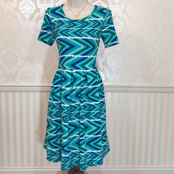 LuLaRoe Dresses & Skirts - NWOT Lularoe Green & Blue Printed Amelia Dress